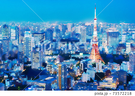 東京の夜景風景アニメ風のイラスト素材 [73572218] - PIXTA