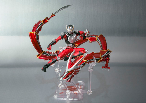 S.H.Figuarts 仮面ライダー龍騎&ドラグレッダーセット│株式会社BANDAI