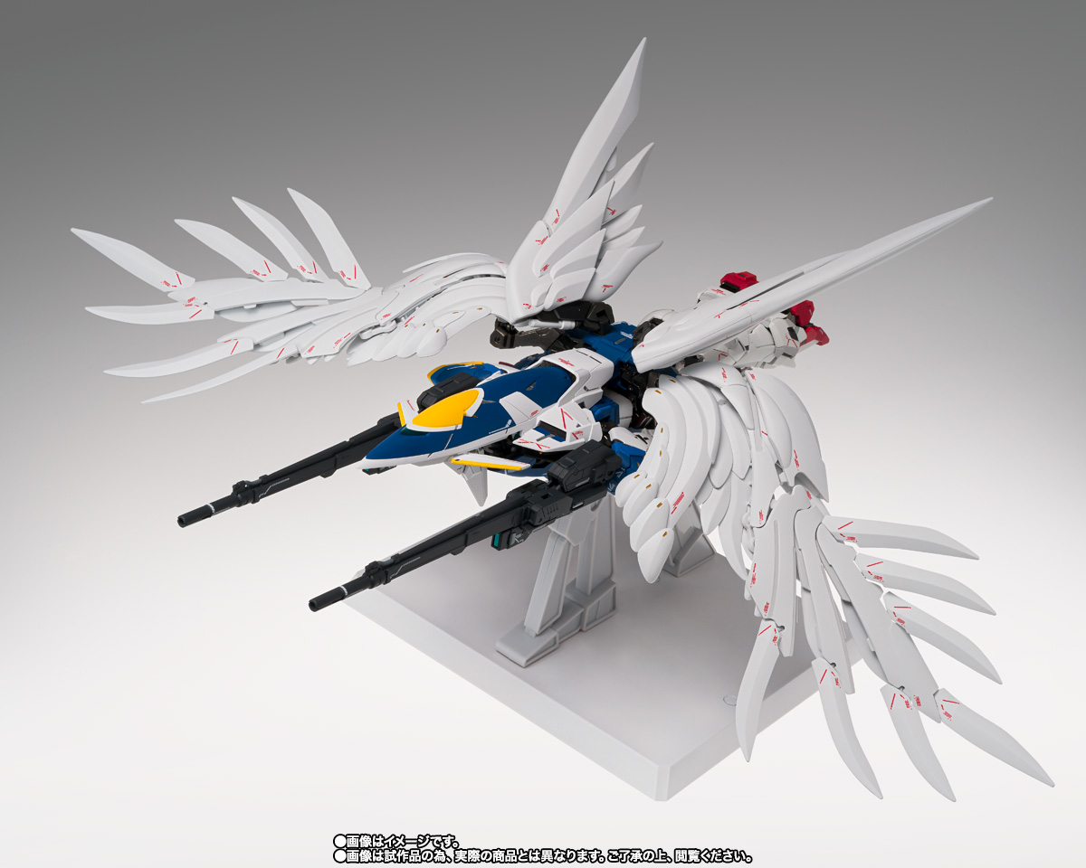 GUNDAM FIX FIGURATION METAL COMPOSITE WING GUNDAM ZERO (EW version