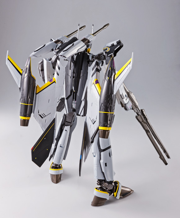 DX超合金 YF-29 デュランダルバルキリー(30周年記念カラー) | 魂ウェブ