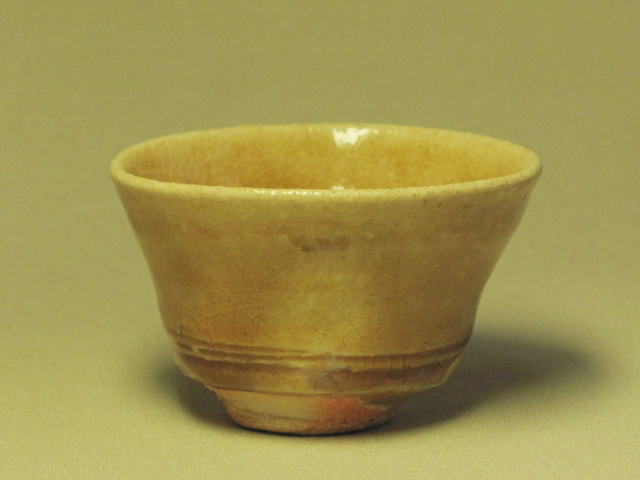 黄瀬戸ぐい呑み（たんぱん文）の詳細／陶器販売のたぬき窯