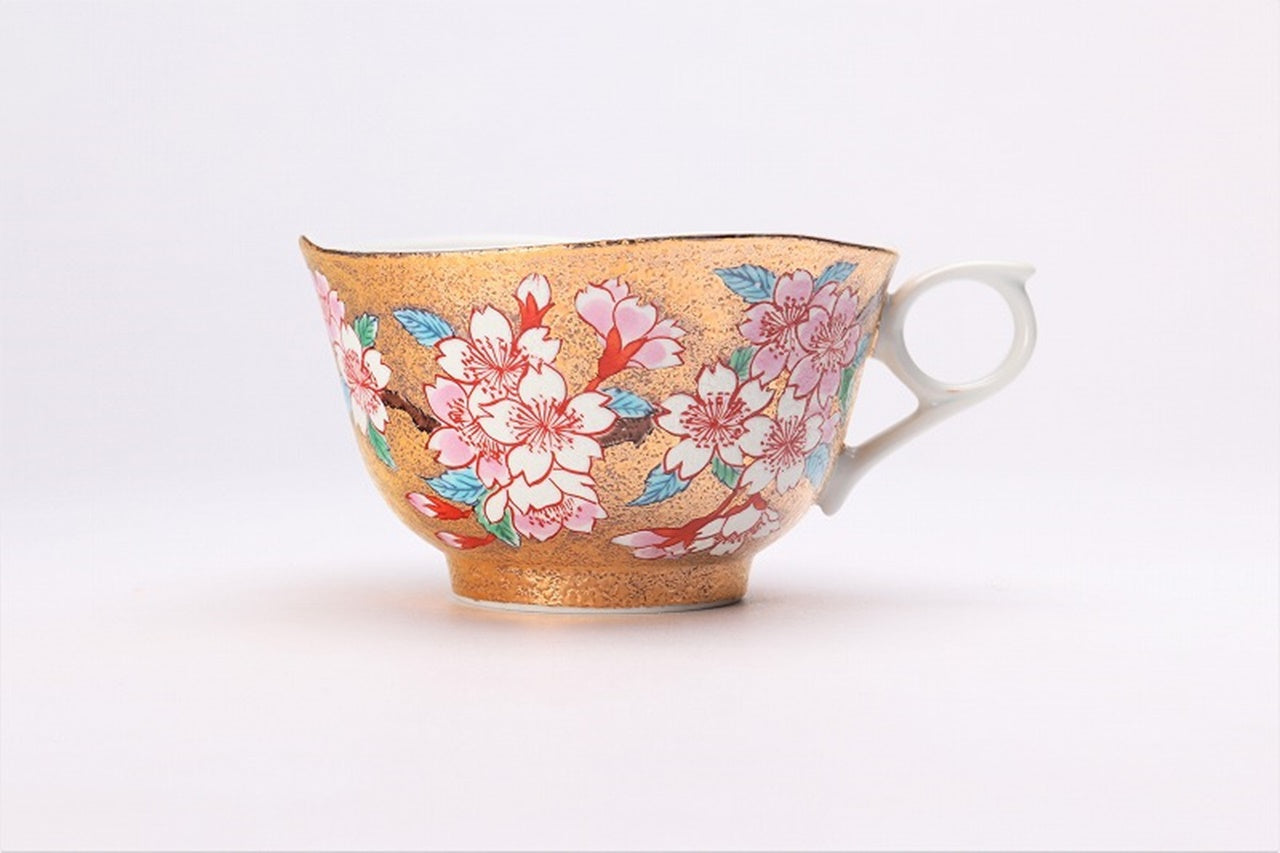 カフェ用品 「コーヒー碗 金彩 桜 木箱付」 金龍窯 江口天童 有田焼