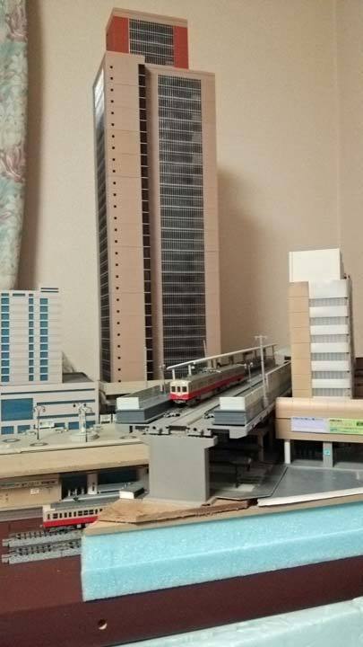 偉大なる凡庸の系譜番外編・TOMIXの総合ビル: 光山市交通局のブログです