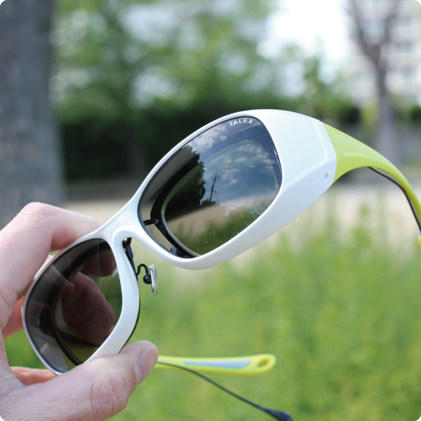 アクティブカラーが似合う！夏のおすすめサングラス | 偏光レンズ