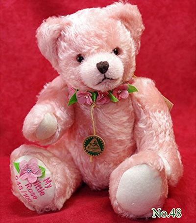 ハーマン社のテディベアの特徴とは？緑ハーマンと赤ハーマンの違いとは