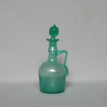 小谷真三さんの栓付瓶 | 昔の物 今の物 | 連載・手仕事レポート | 手