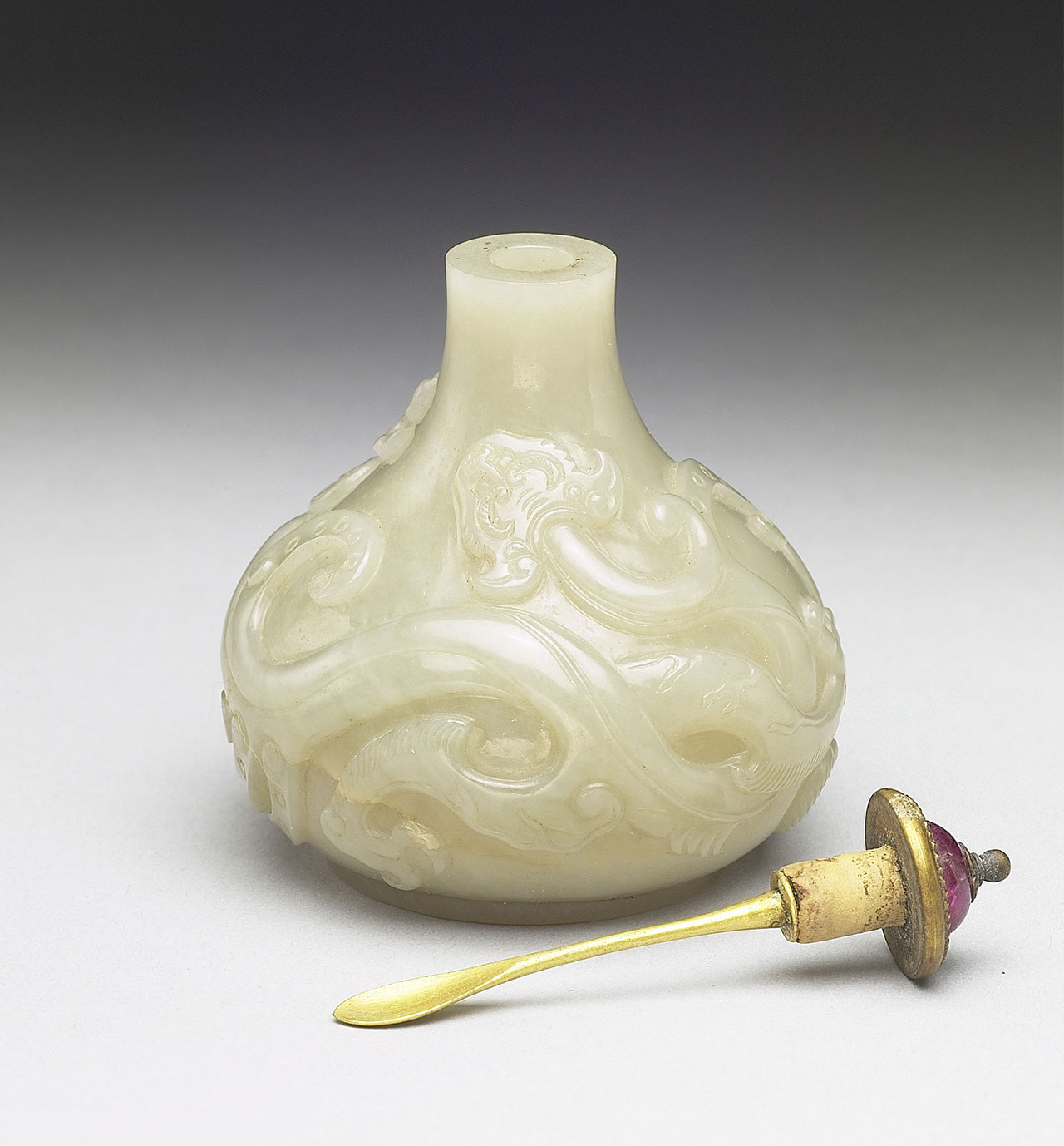 士拿乎—清朝宮廷鼻煙壺の流行 - 芸