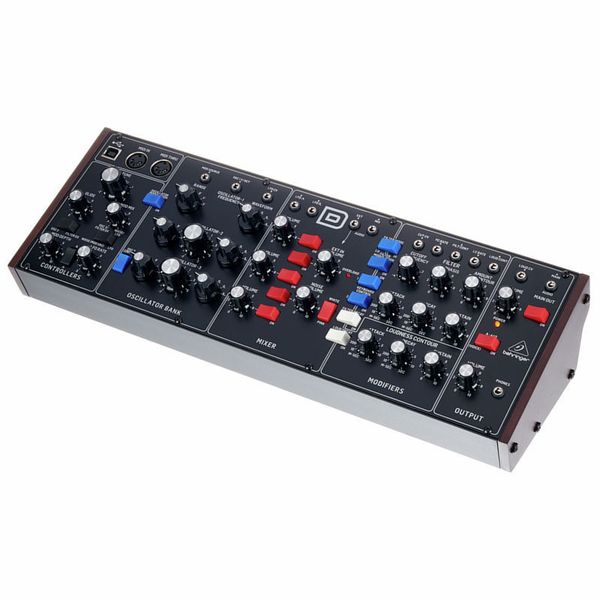 Behringer Model D – Switzerland