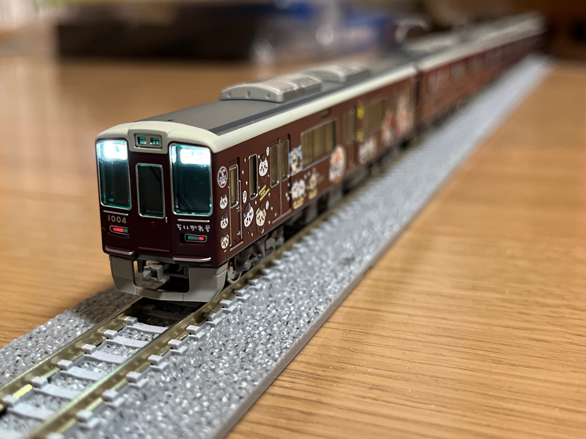 阪急1000系 ちいかわ号 入線レビュー – MSangaの鉄道模型のページ