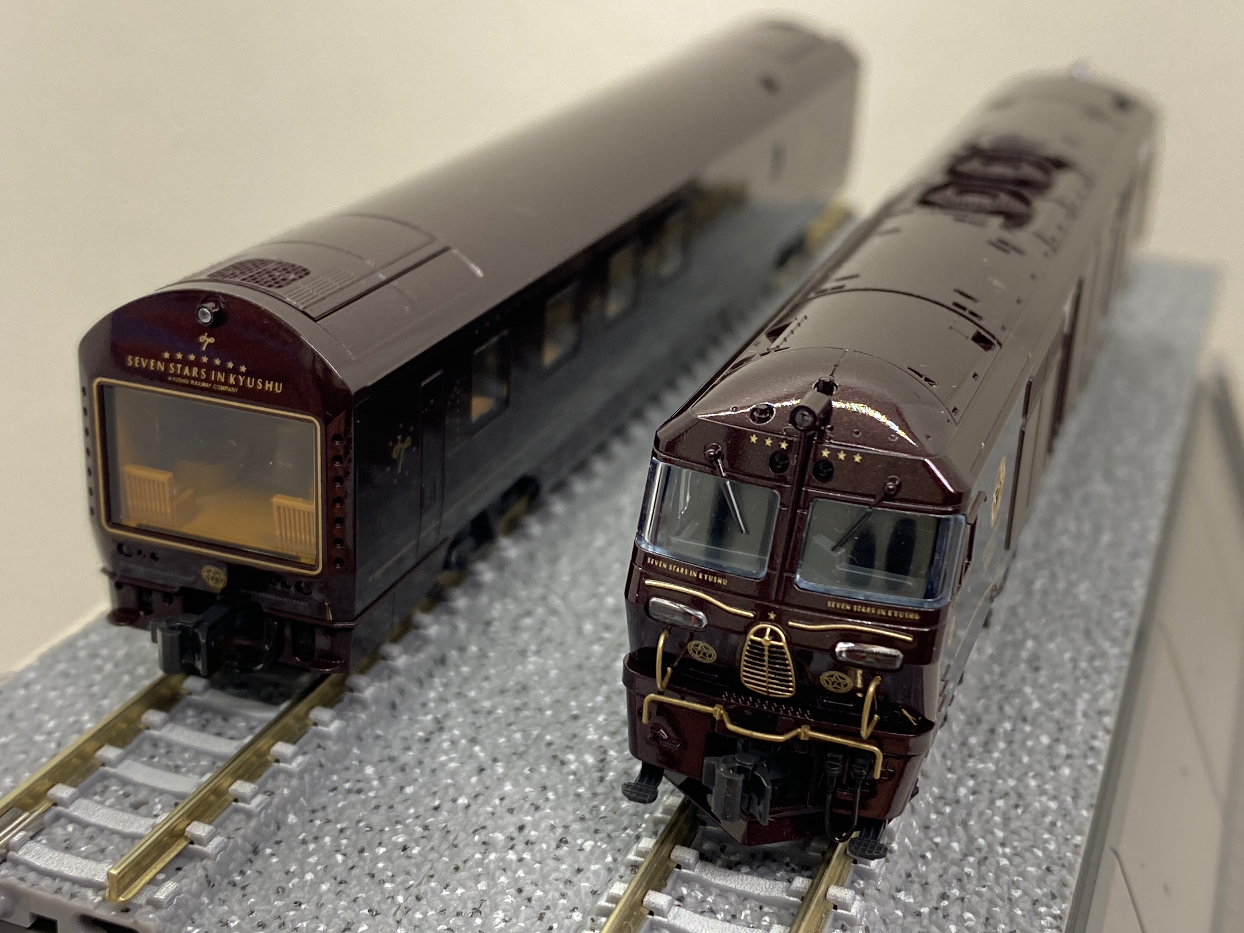 クルーズトレイン ななつ星 in 九州（KATO・N）レビュー – MSangaの