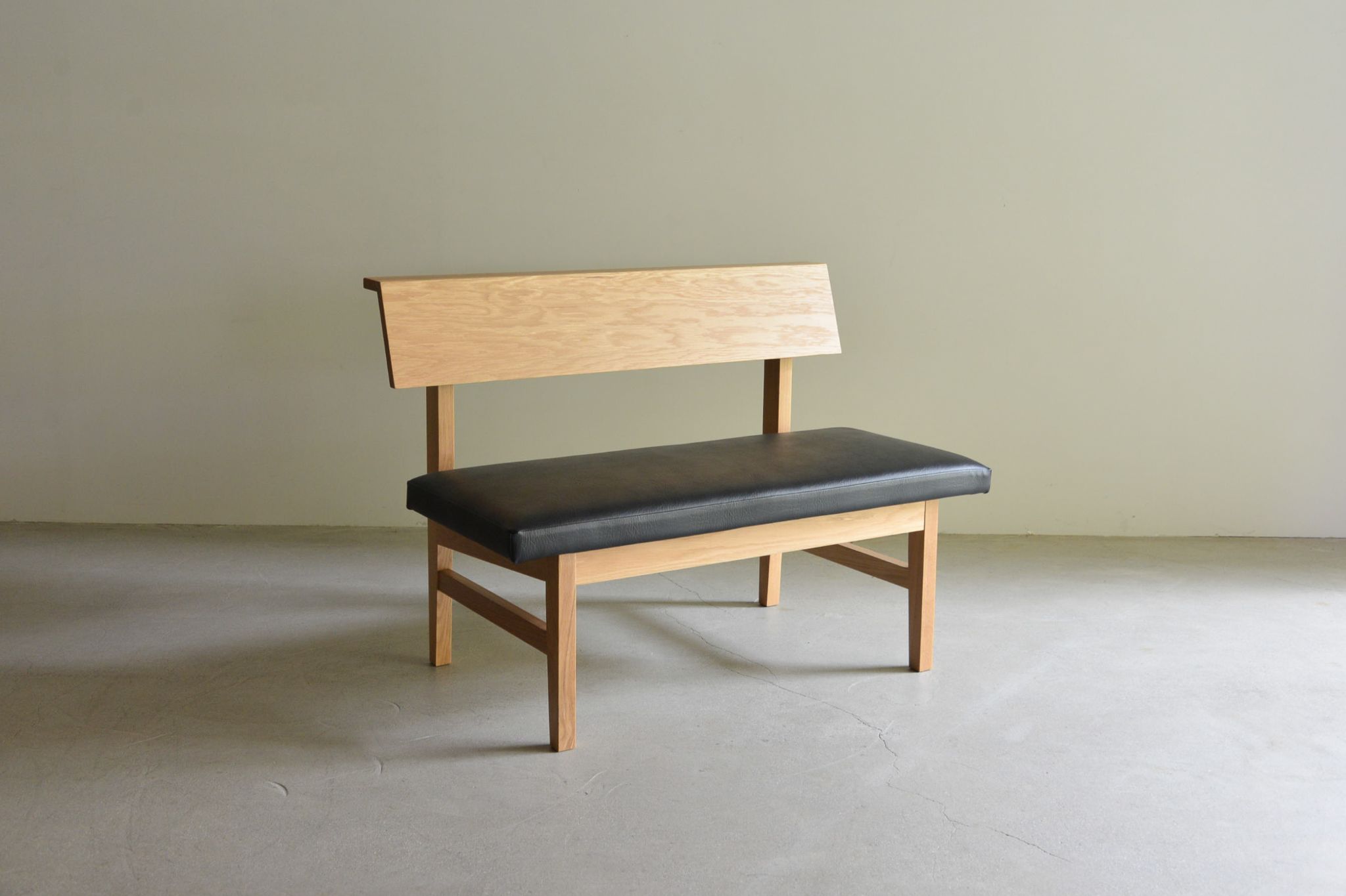 ベンチ – 十二十家具