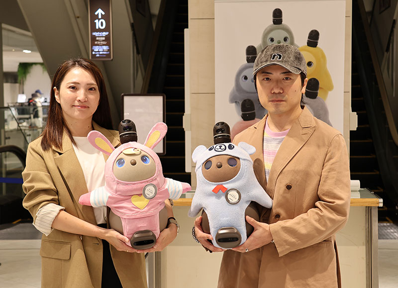 LOVOT らぼっと に新作コラボお洋服 9/18 から続々登場！ 第1弾は