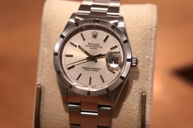珍しいエンジンターンドベゼル！Ref.15210 | ロレックス専門店