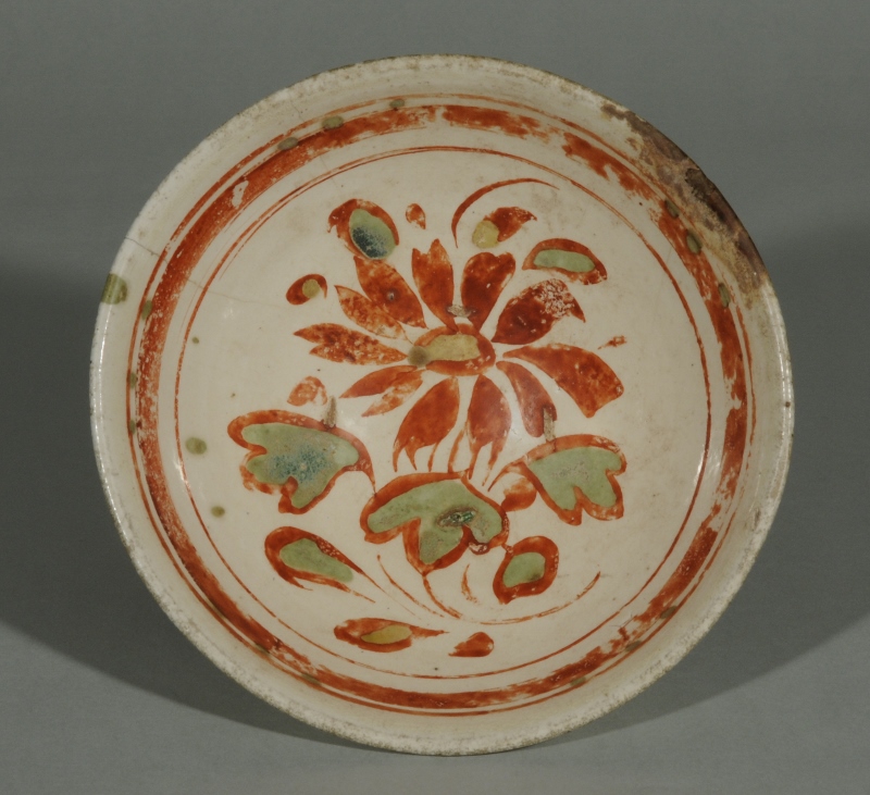 五彩花文鉢 - 常盤山文庫