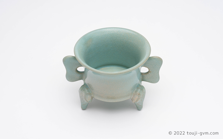 汝窯青磁 双耳三足杯 – Ruware Celadon | 陶磁オンライン美術館ーTOUJI