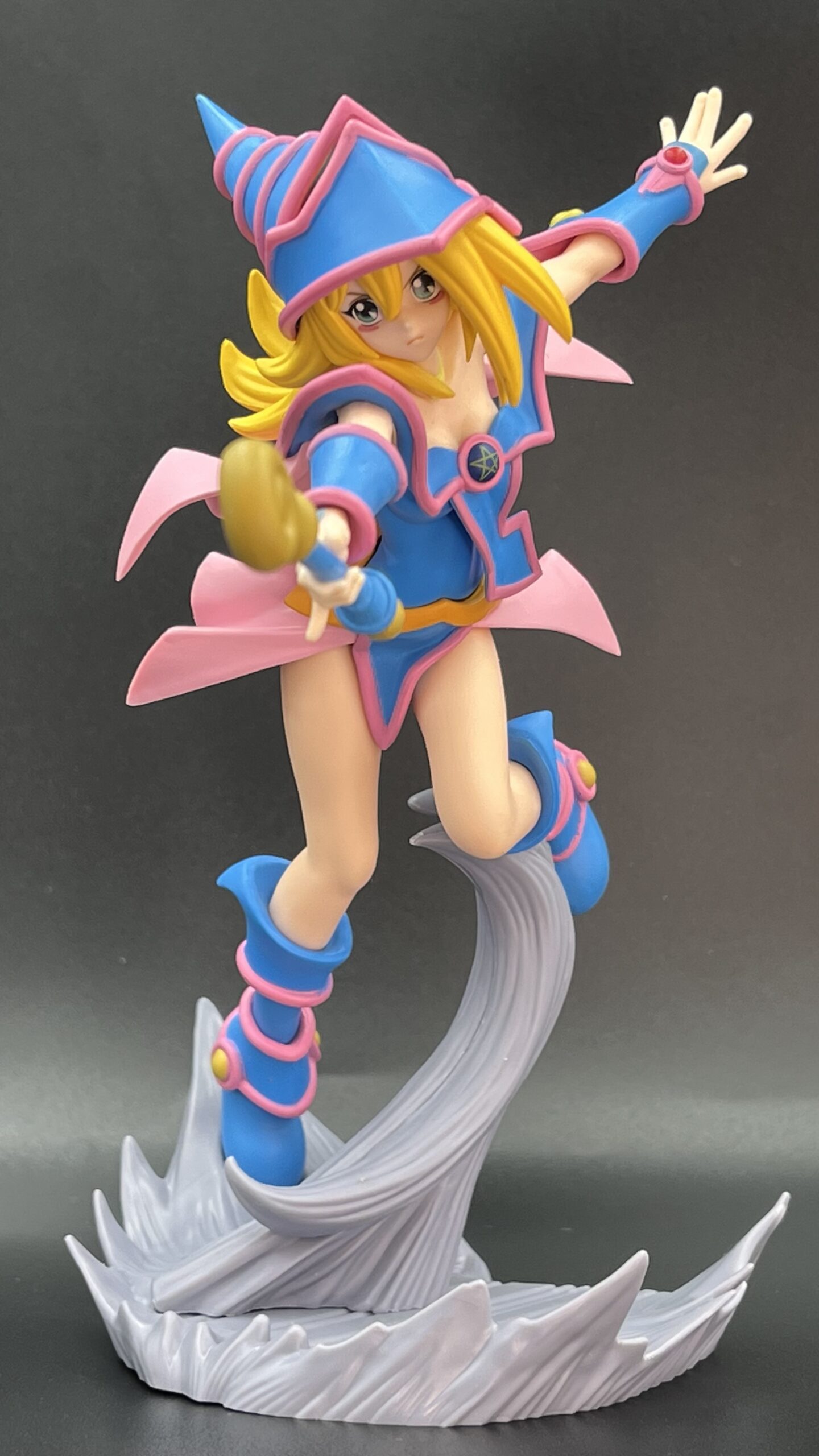 アニメ「遊☆戯☆王」シリーズ戦光絶景ーブラックマジシャンガールー