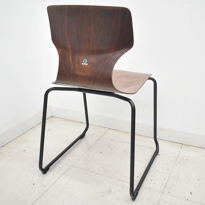 中古】パグホルツ＋アイチ プライウッド スタッキングチェア 幅460