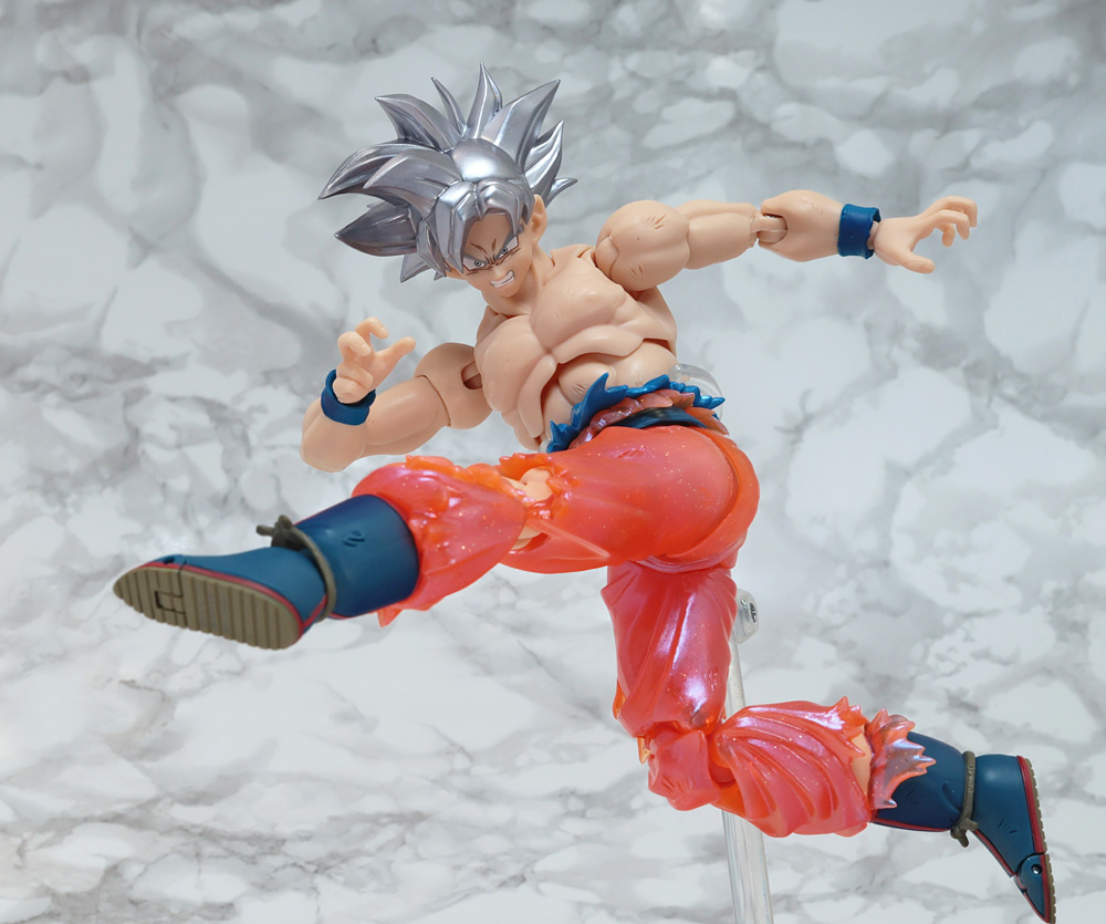 とろ＋ひまつぶし | S.H.フィギュアーツ：孫悟空 身勝手の極意-限界