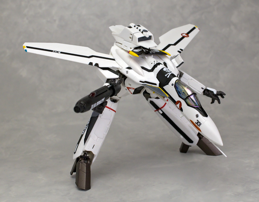 とろ＋ひまつぶし | HI-METAL R：VF-0S フェニックス(ロイ・フォッカー