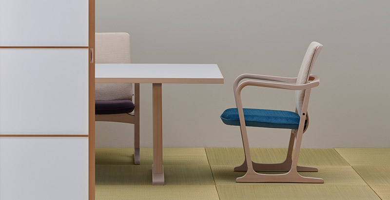 TSUBOMI Low Chair | 豊橋木工株式会社
