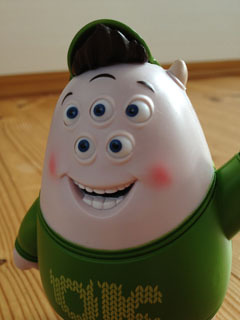 モンスターズ・ユニバーシティ スクイシー: ToyRev