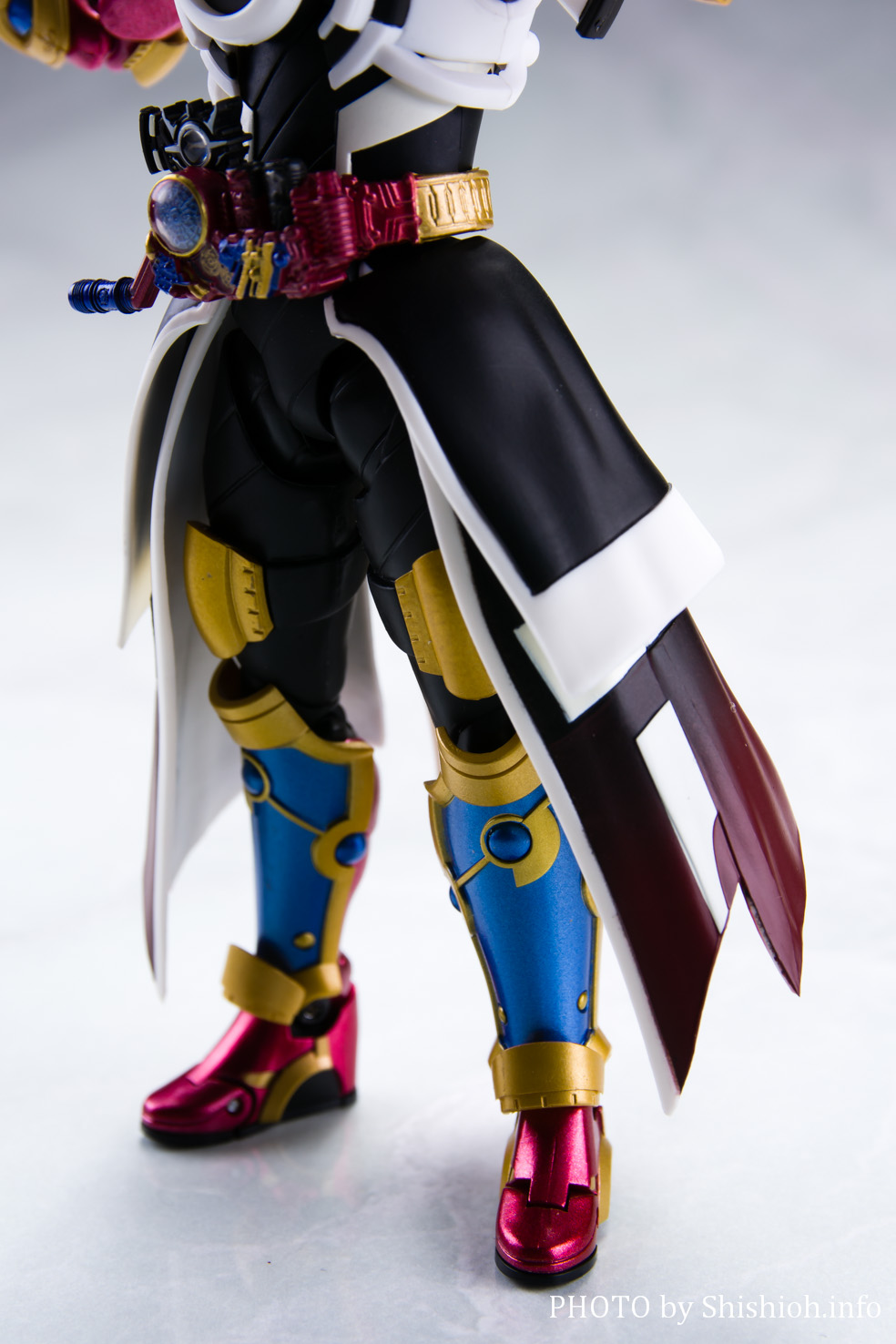 レビュー】 S.H.Figuarts 仮面ライダーエボル ブラックホールフォーム