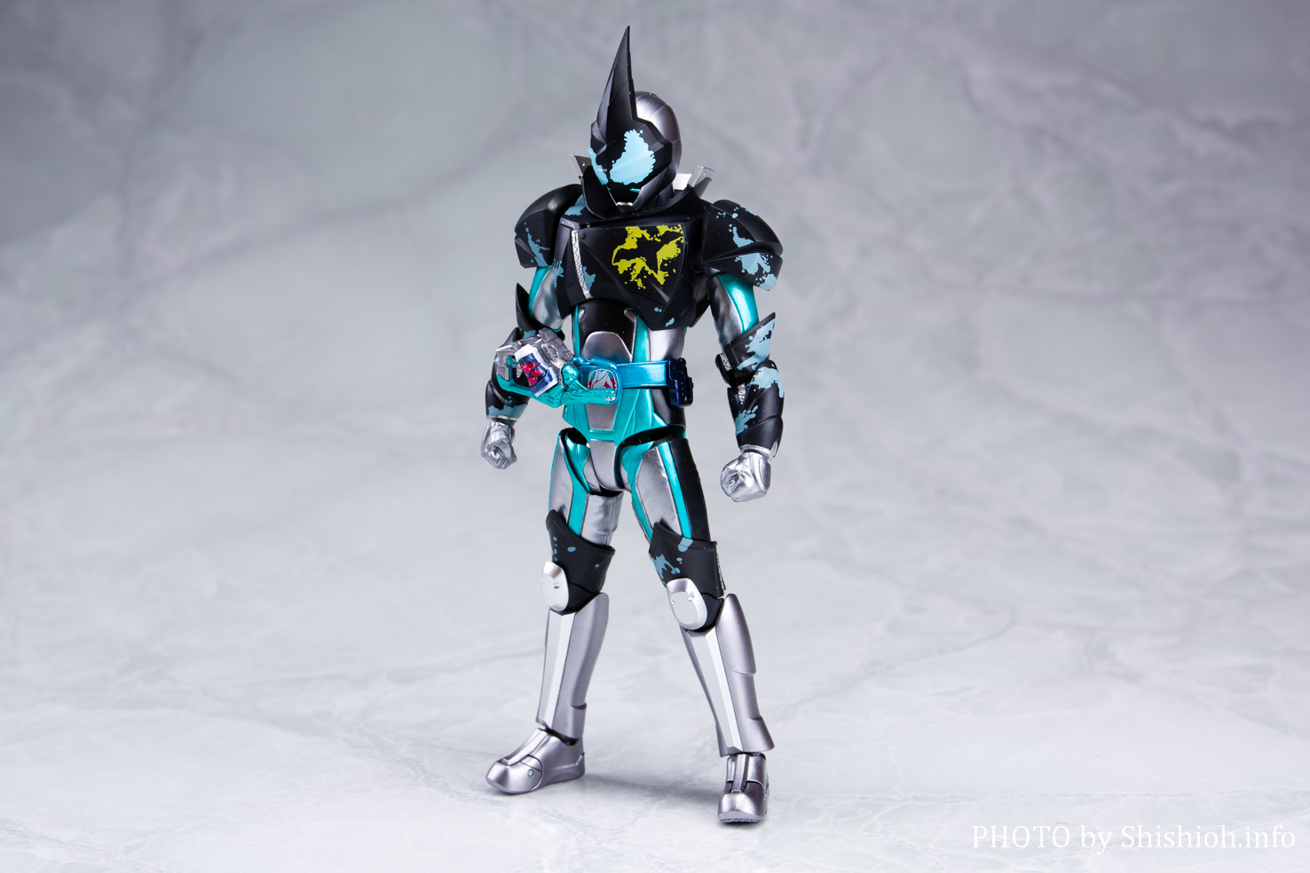 レビュー】S.H.Figuarts 仮面ライダーエビル バットゲノム／ジャッカル