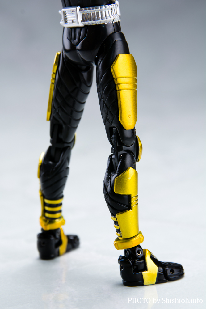 レビュー】S.H.Figuarts 仮面ライダー ザビー