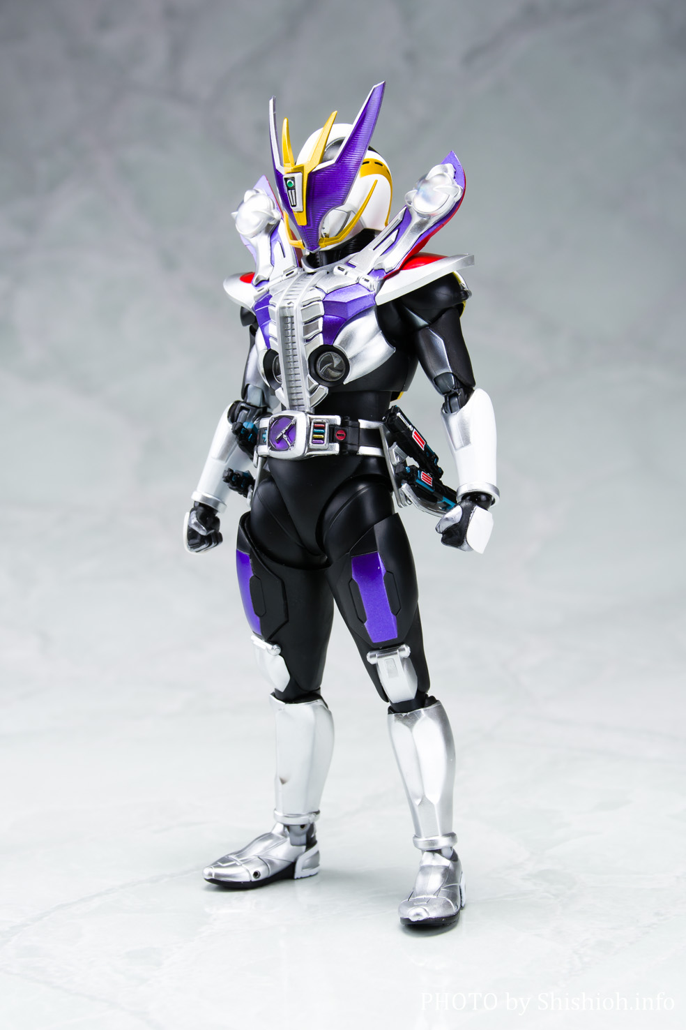 レビュー】 S.H.Figuarts（真骨彫製法） 仮面ライダー電王 ガンフォーム