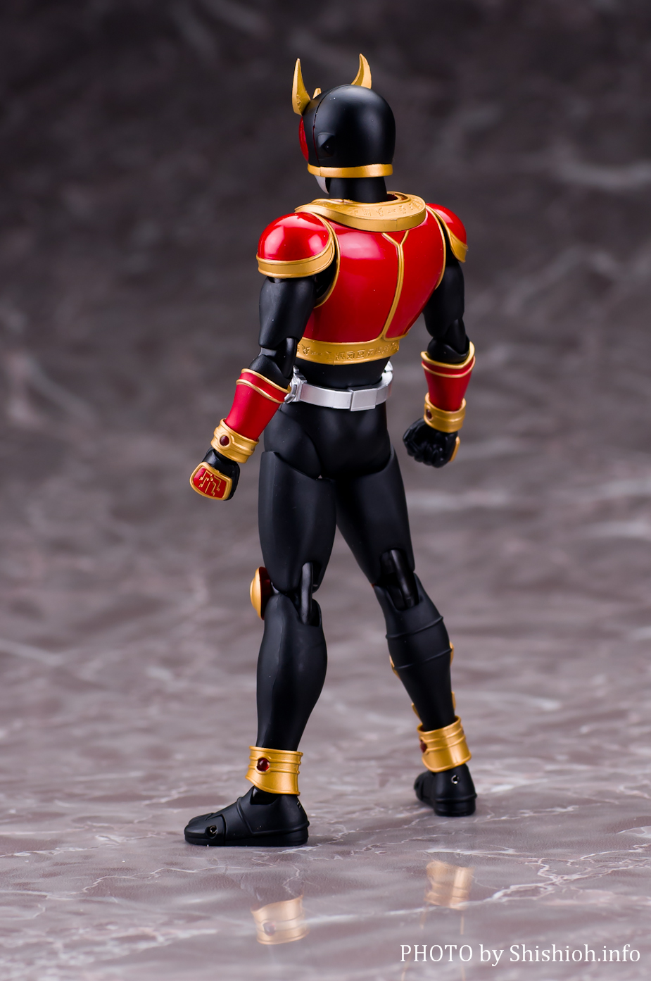 レビュー】 S.H.Figuarts（真骨彫製法） 仮面ライダークウガ