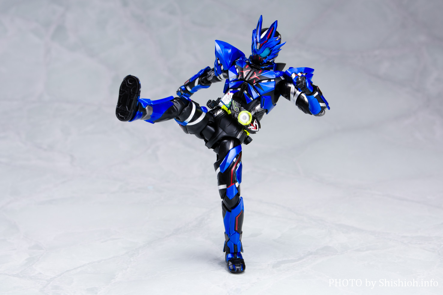 レビュー】S.H.Figuarts 仮面ライダーバルカン ローンウルフ
