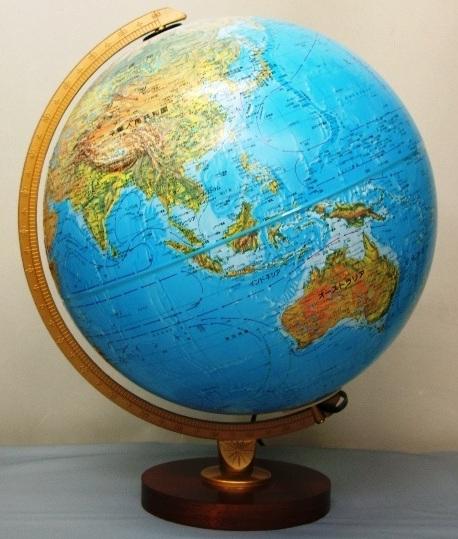 楽天市場】リプルーグル リビングストン型 地球儀（日本語版）/照明付