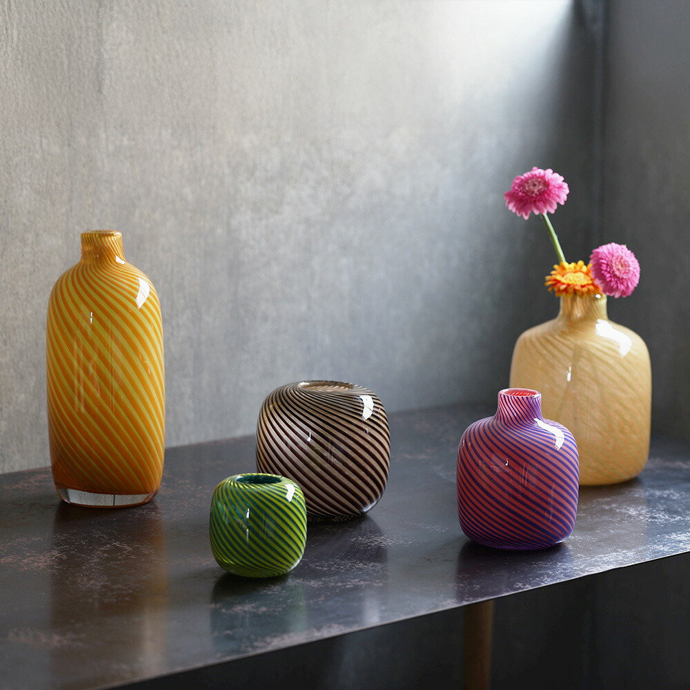 楽天市場】ストライプ 模様 分厚い ガラス フラワーベース HUNT9 Bach
