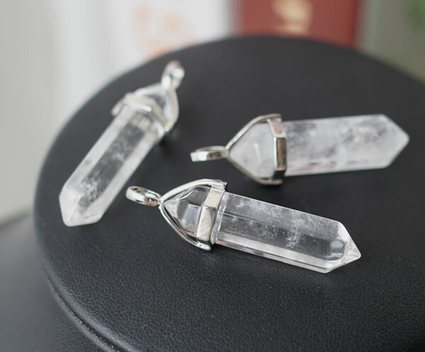 楽天市場】水晶 AAAAA ダブルポイント ペンダント 両剣ポイント