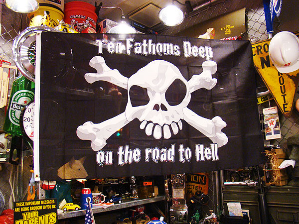 楽天市場】海賊フラッグ （スカル＆クロスボーン） アメリカン雑貨