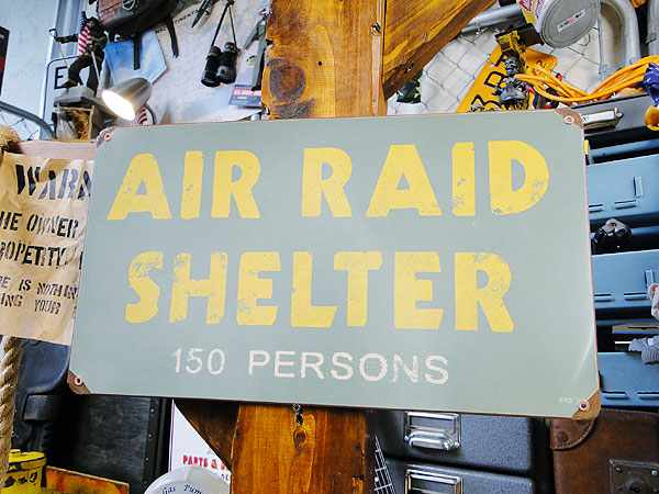 楽天市場】防空壕 U.S.ヘヴィースチールサイン 看板 アメリカン雑貨