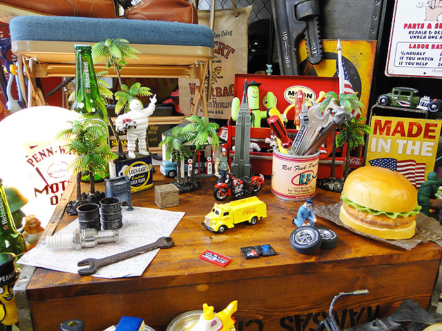 楽天市場】コカ・コーラ ボトルトラック ミニカー 1/87スケール （1947