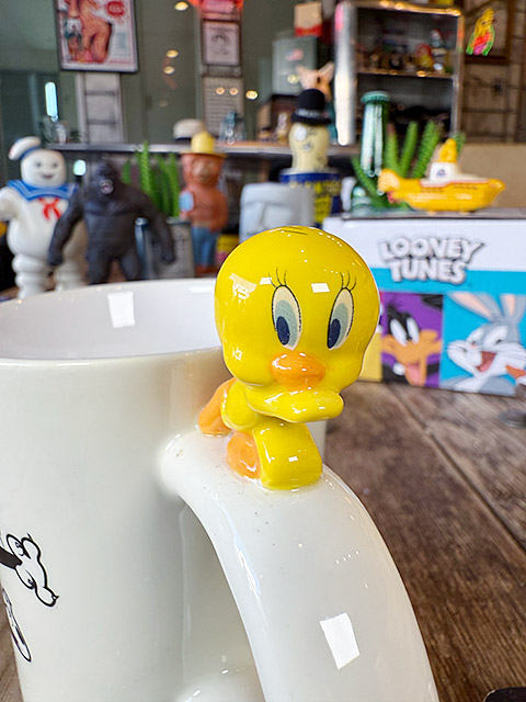 楽天市場】トゥイーティー ＆ シルベスター フィギュア付き マグカップ