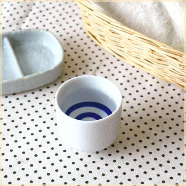 楽天市場】蛇の目お猪口 五勺盃(90ml) 熱燗のおいしい季節です 利き