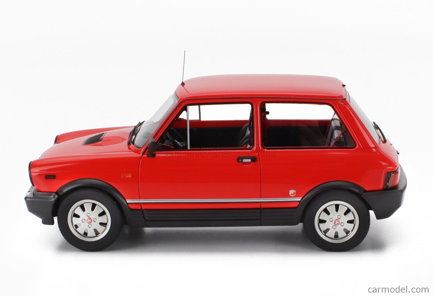 楽天市場】日本未発売モデル Maxima 1/18 ミニカー レジン