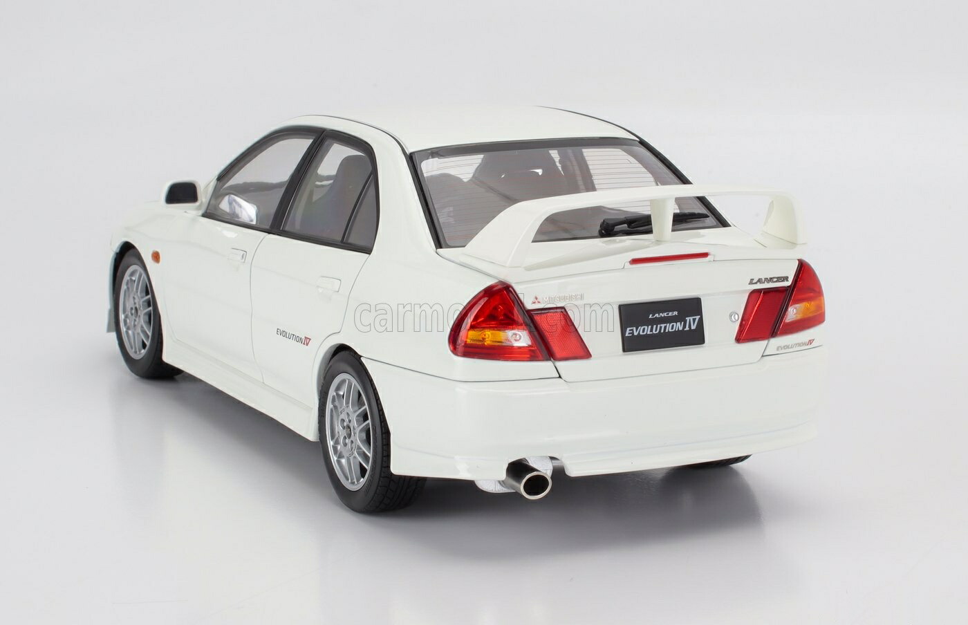 楽天市場】ミニカー 1/18 三菱 ランサー EVO MOTORHELIX 1/18