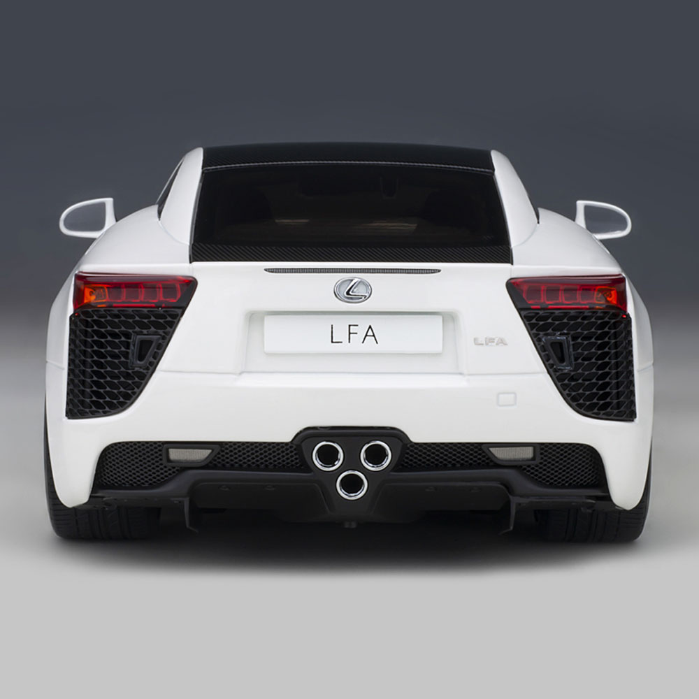 楽天市場】ミニカー 1/18 レクサス LFA ホワイテスト ホワイト