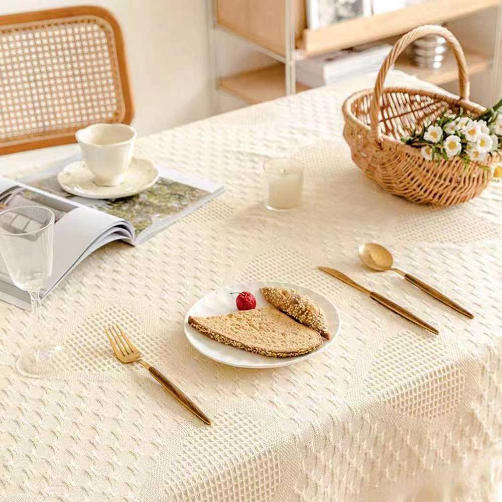 楽天市場】テーブルクロス 立体柄 ホワイト フリンジ 180×180 マルチ