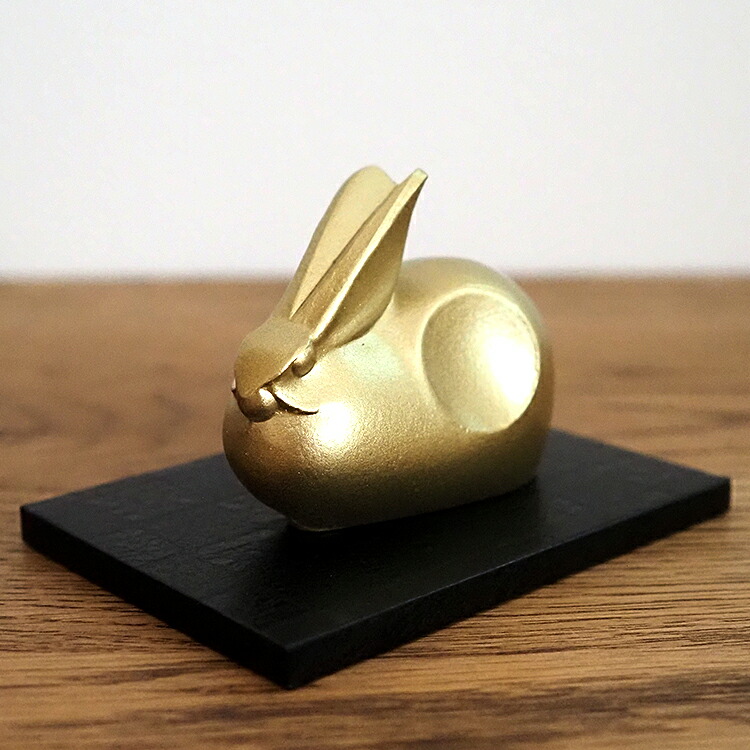 楽天市場】うさぎの置物 銀雅堂 「卯」置物 ゴールド数量限定 うさぎ