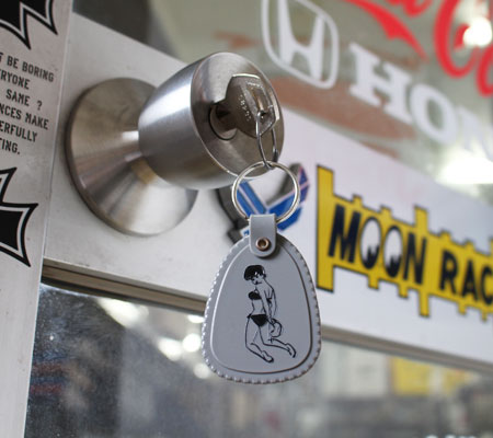 楽天市場】タグキーホルダー キーホルダー セクシー おしゃれ