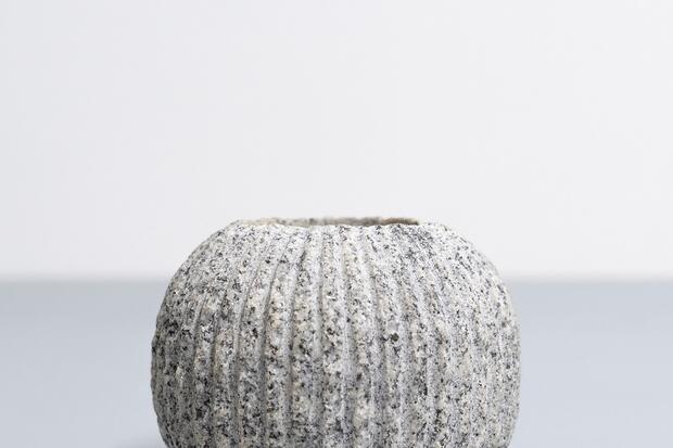 楽天市場】【AJI PROJECT】自然石 花器 花瓶 一輪挿し 自然 石 香川県