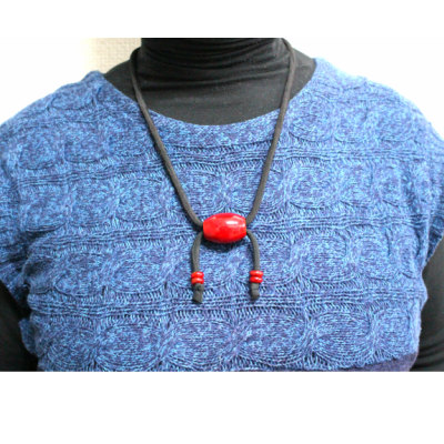 楽天市場】ガラス玉ネックレス 70cm 大島/黒紐 | ガラス玉 とんぼ玉 赤