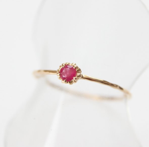 楽天市場】レッドベリル K18 リング（レッドエメラルド S）指輪 10号