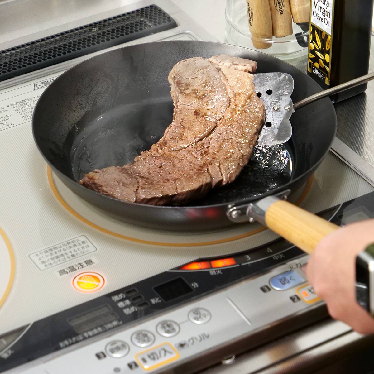 楽天市場】【レビュー特典付き】 鉄フライパン 28cm チタン柄 HANAKO+a