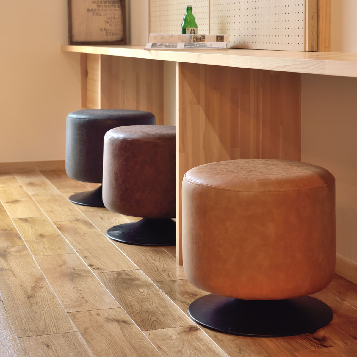 楽天市場】スツール 高さ40cm 丸椅子 回転式 ソフトレザー （ レザー調